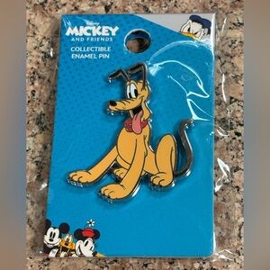 Disney PALM Pluto Pin - Classic Pluto 1.75” Pink a la Mode NEW